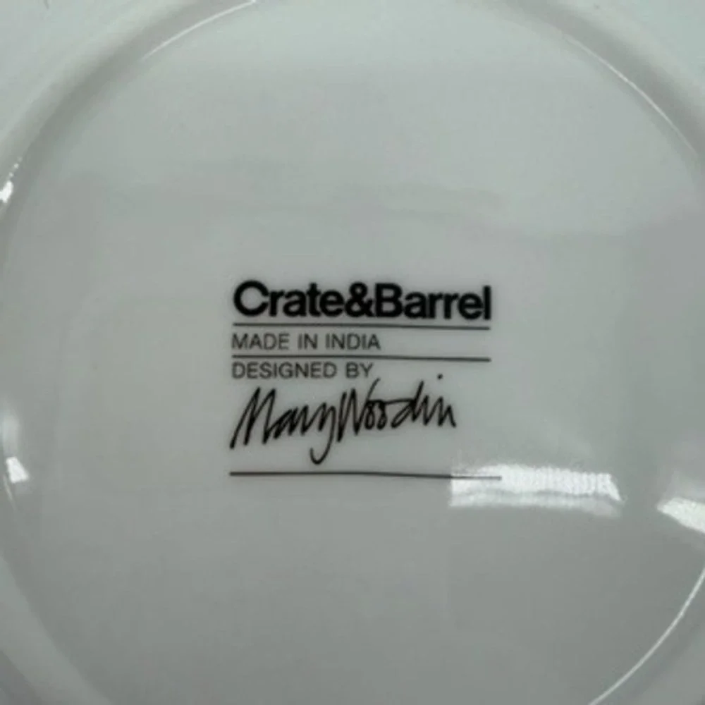 Crate & Barrel Mary Woodin Winter Berry Appetizer Plates Set of 6 White 6.25in
